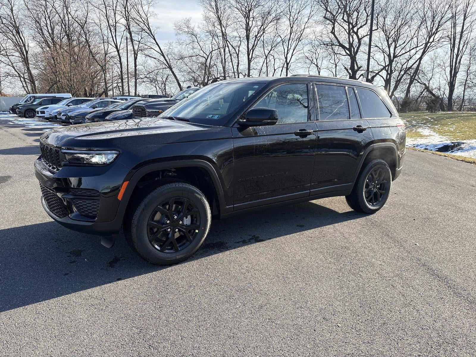 2025 Jeep Grand Cherokee Altitude X 4x4