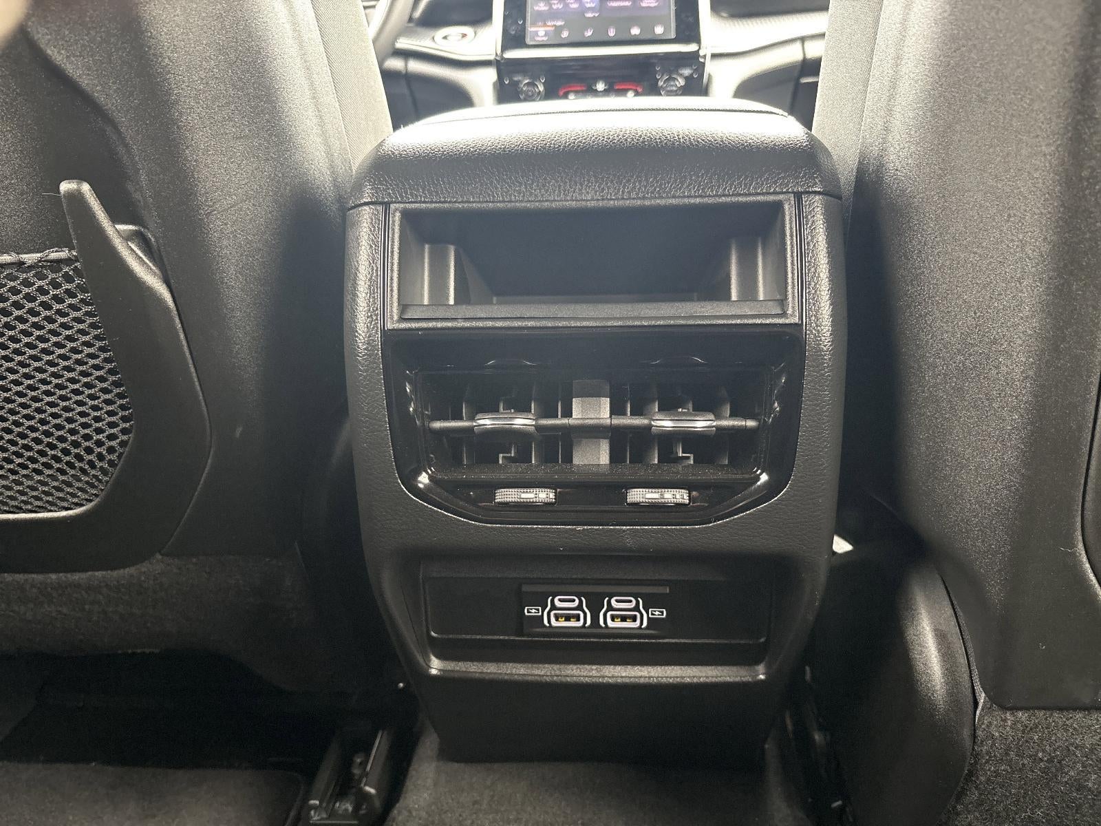 2025 Jeep Grand Cherokee Laredo 4x4