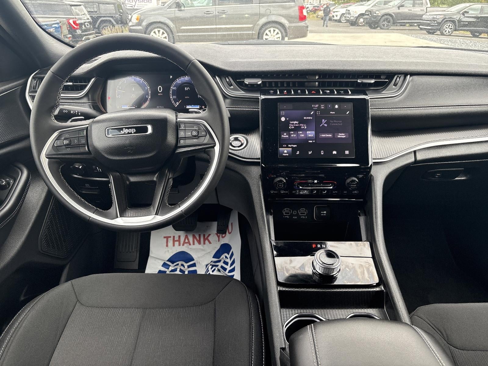 2025 Jeep Grand Cherokee Laredo 4x4