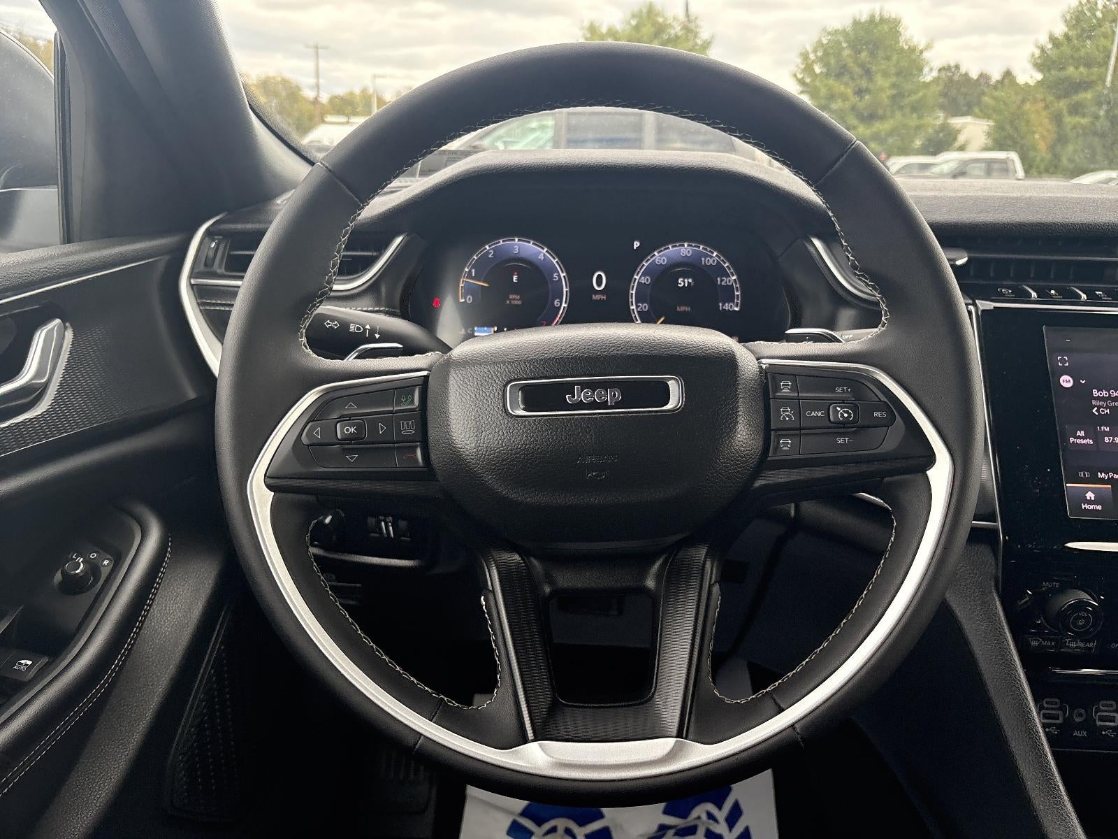 2025 Jeep Grand Cherokee Laredo 4x4