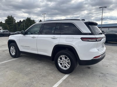 2025 Jeep Grand Cherokee Laredo 4x4