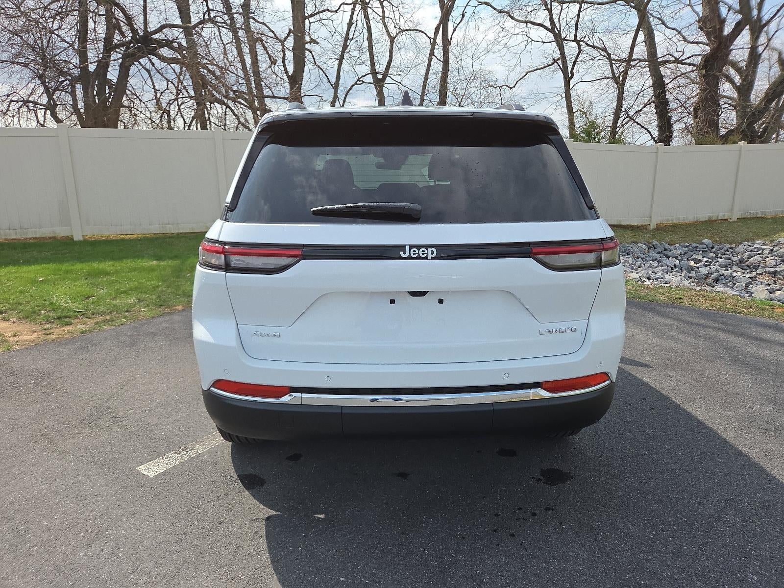 2026 Jeep Grand Cherokee Laredo X 4x4