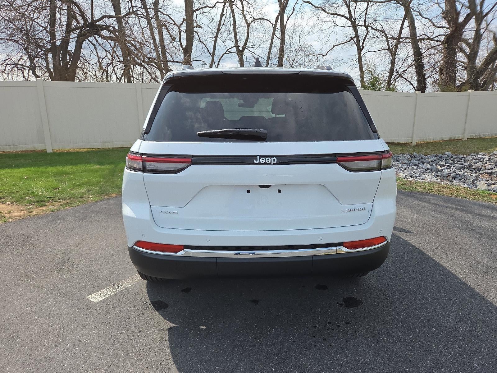 2026 Jeep Grand Cherokee Laredo X 4x4