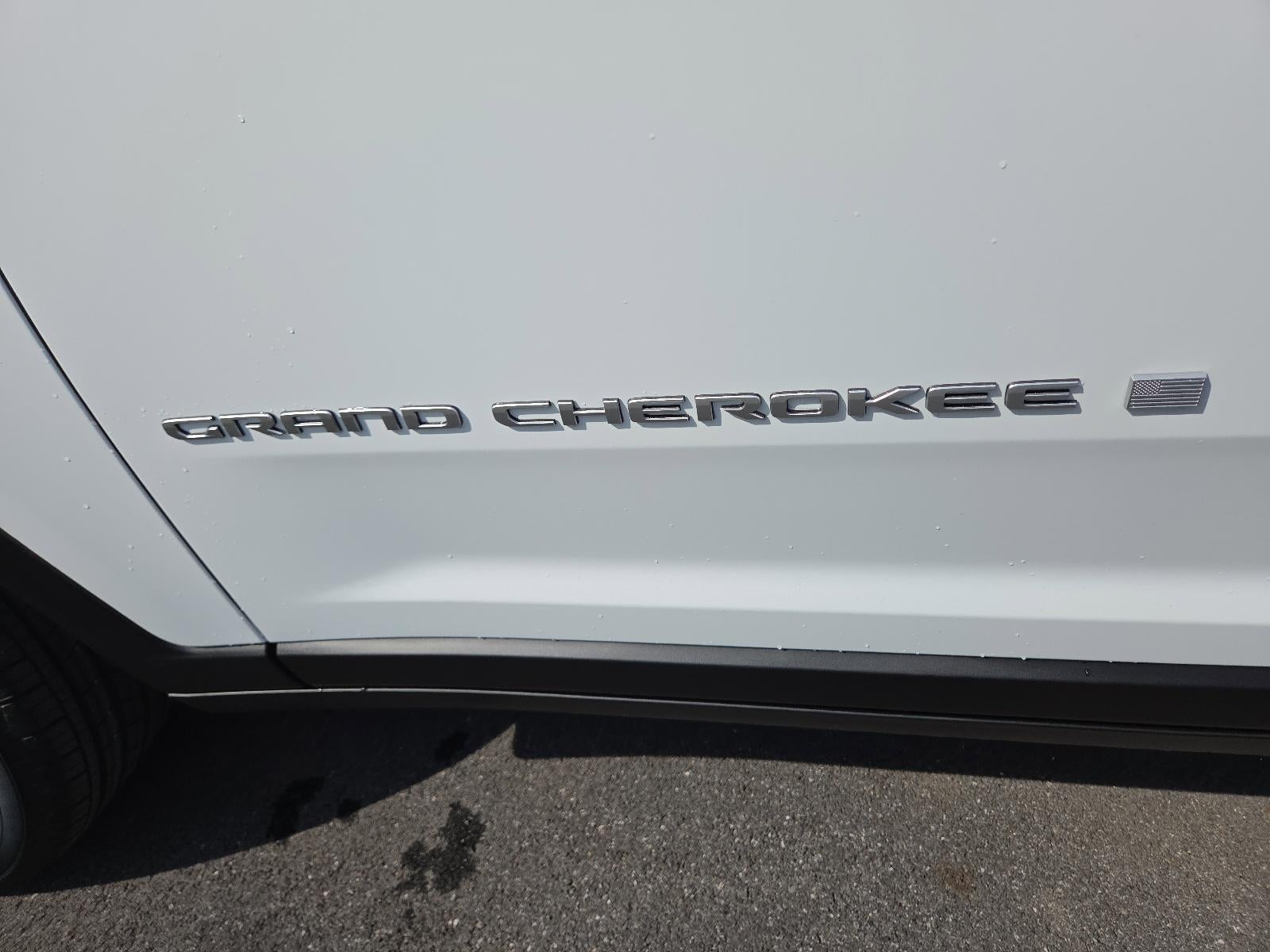 2026 Jeep Grand Cherokee Laredo X 4x4
