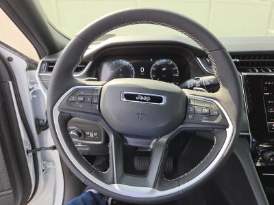 2026 Jeep Grand Cherokee Laredo X 4x4