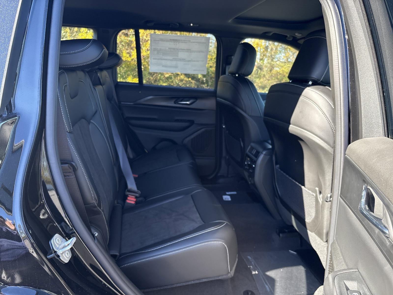 2025 Jeep Grand Cherokee Altitude X 4x4