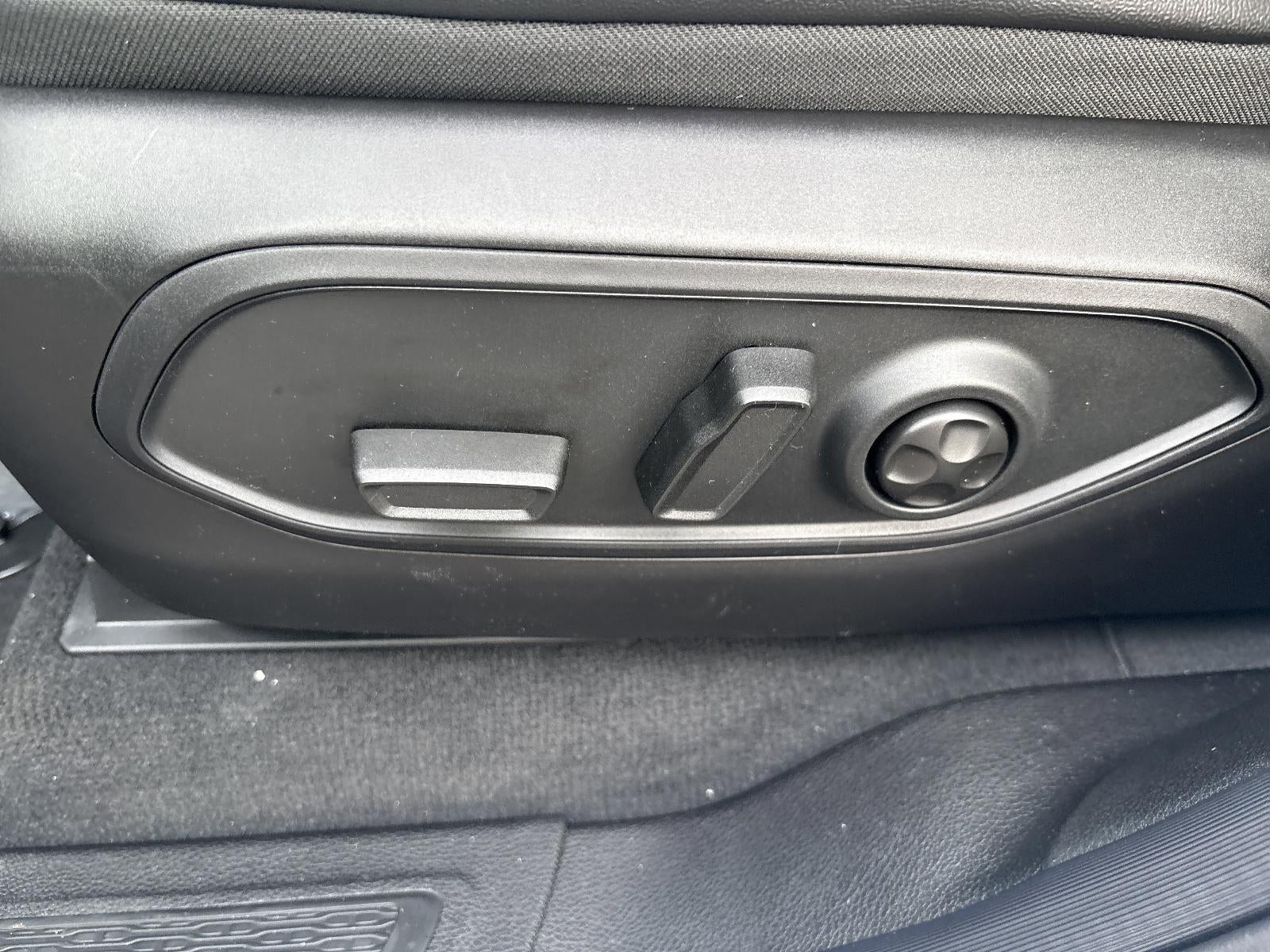 2025 Jeep Grand Cherokee Altitude X 4x4