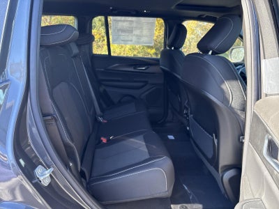 2025 Jeep Grand Cherokee Laredo X 4x4