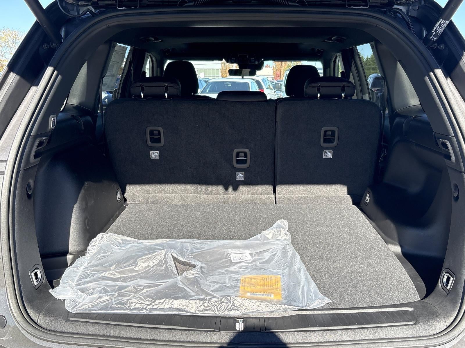 2025 Jeep Grand Cherokee Laredo X 4x4