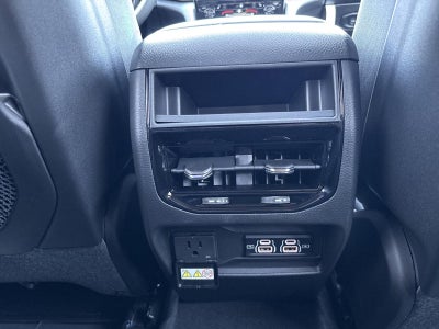 2025 Jeep Grand Cherokee Laredo X 4x4