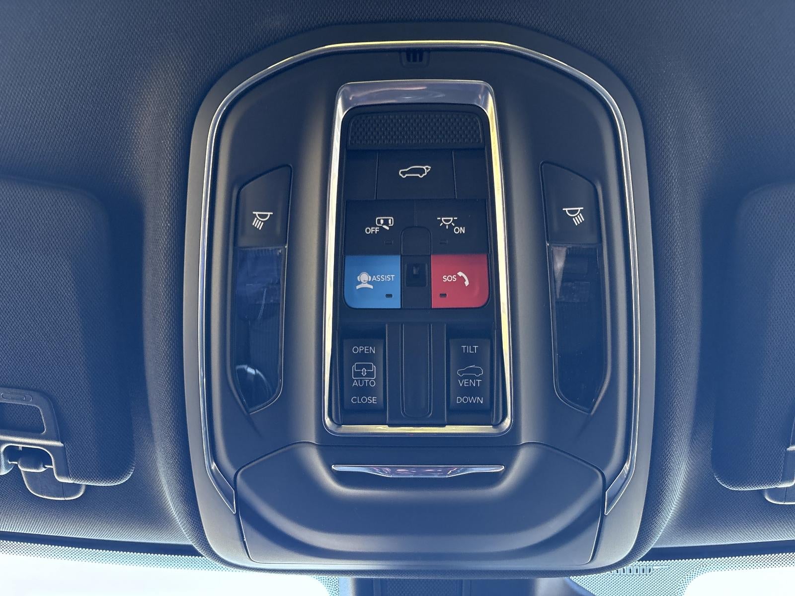 2025 Jeep Grand Cherokee Laredo X 4x4