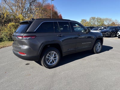 2025 Jeep Grand Cherokee Laredo X 4x4