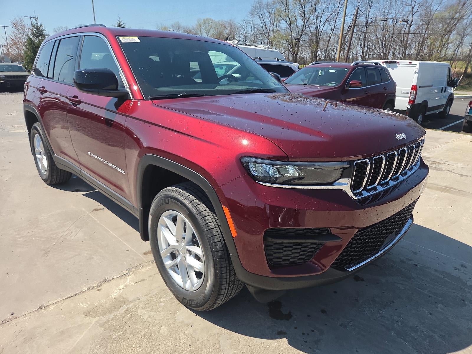 2026 Jeep Grand Cherokee Laredo X 4x4