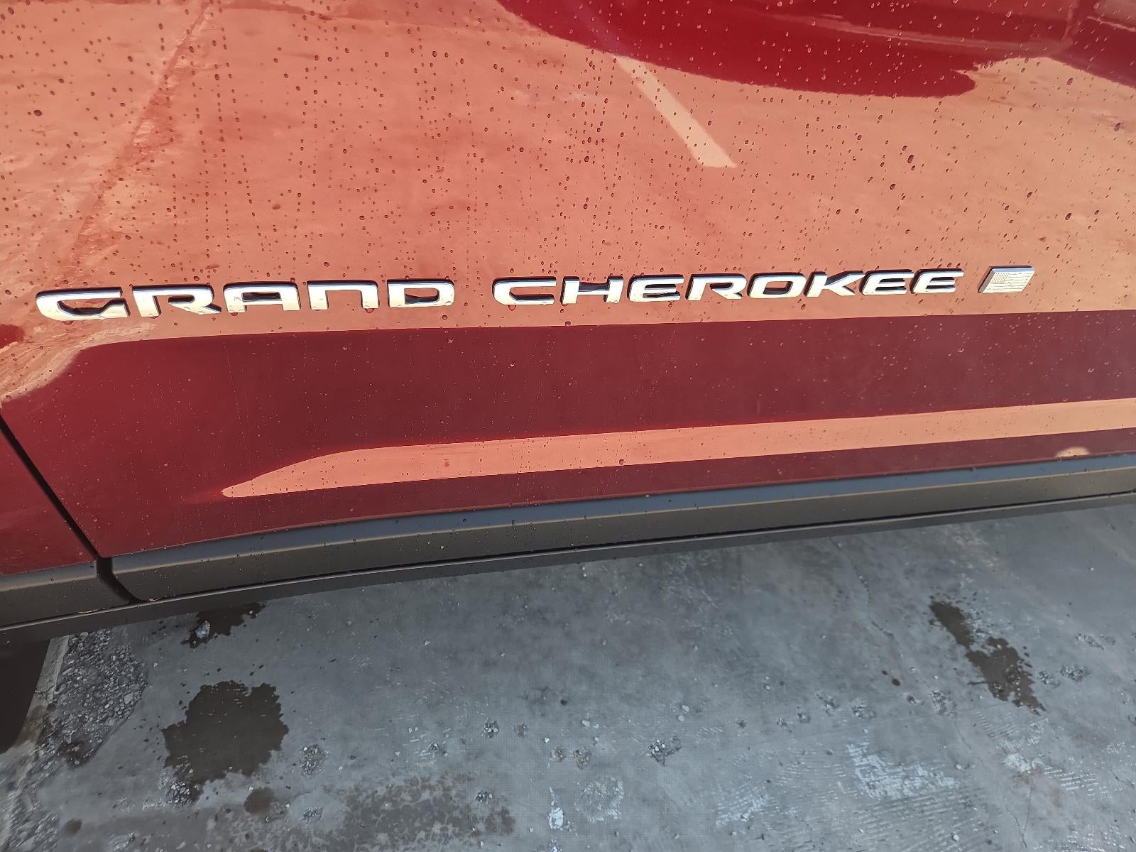 2026 Jeep Grand Cherokee Laredo X 4x4