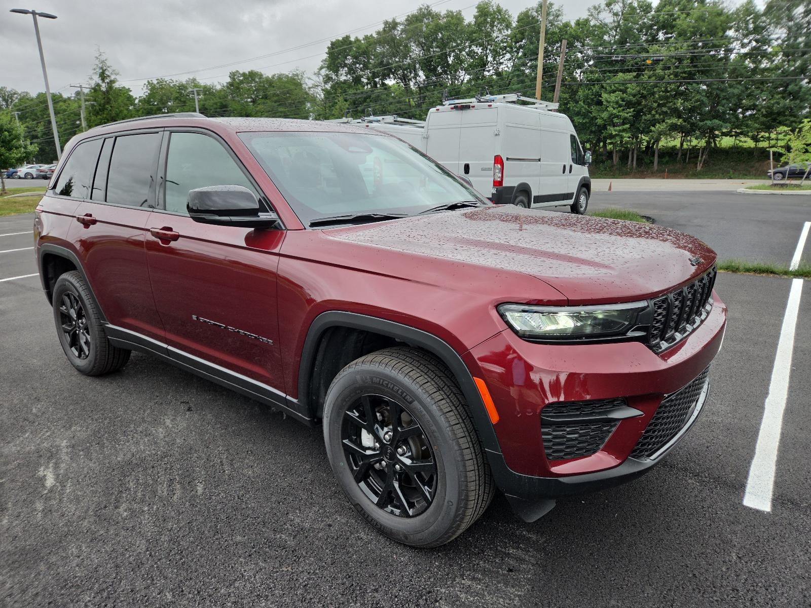 2025 Jeep Grand Cherokee Altitude 4x4