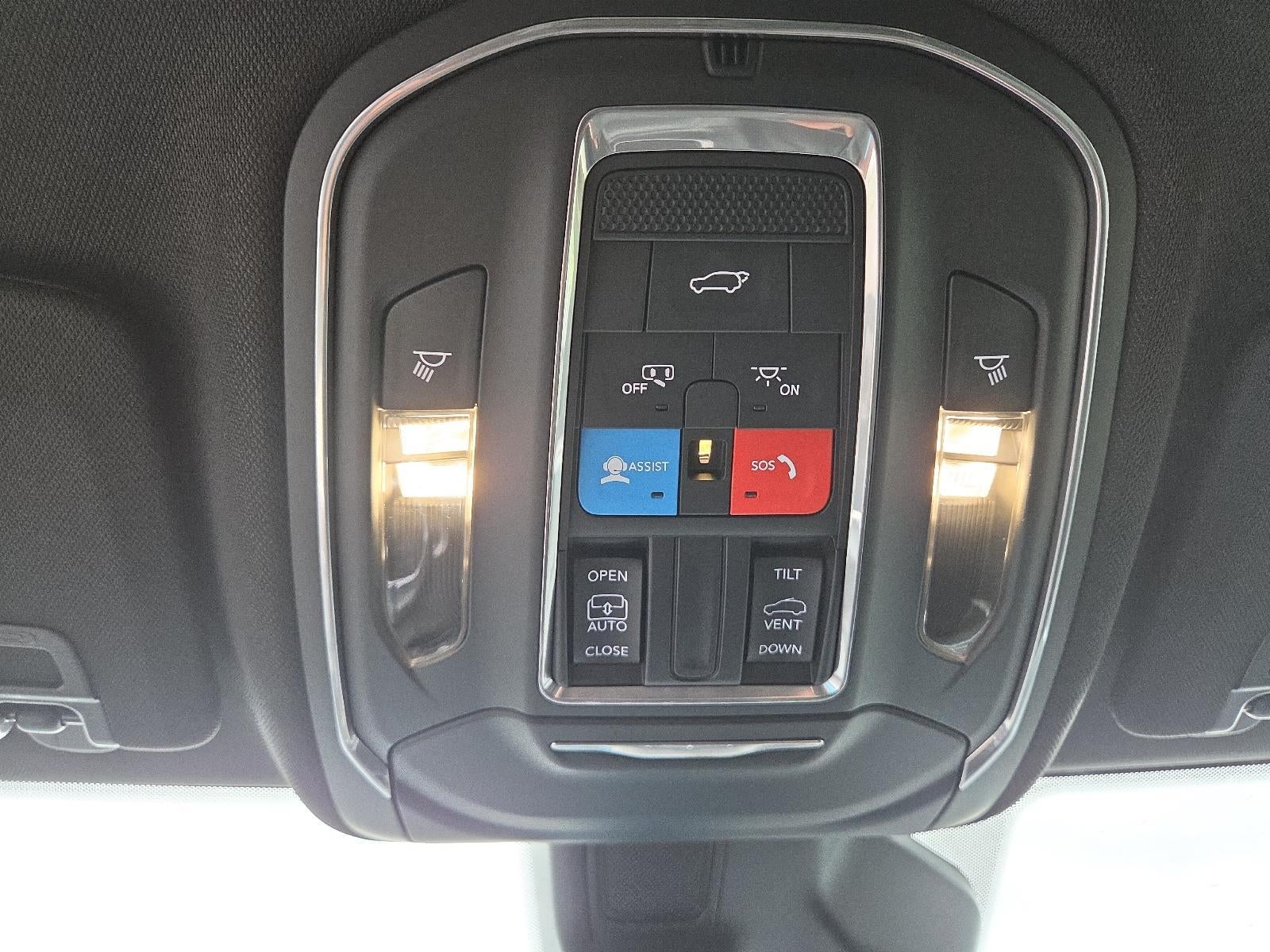 2025 Jeep Grand Cherokee Altitude 4x4