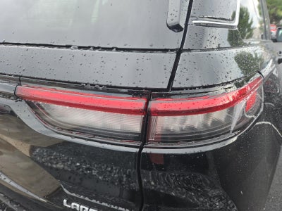 2026 Jeep Grand Cherokee Laredo X 4x4