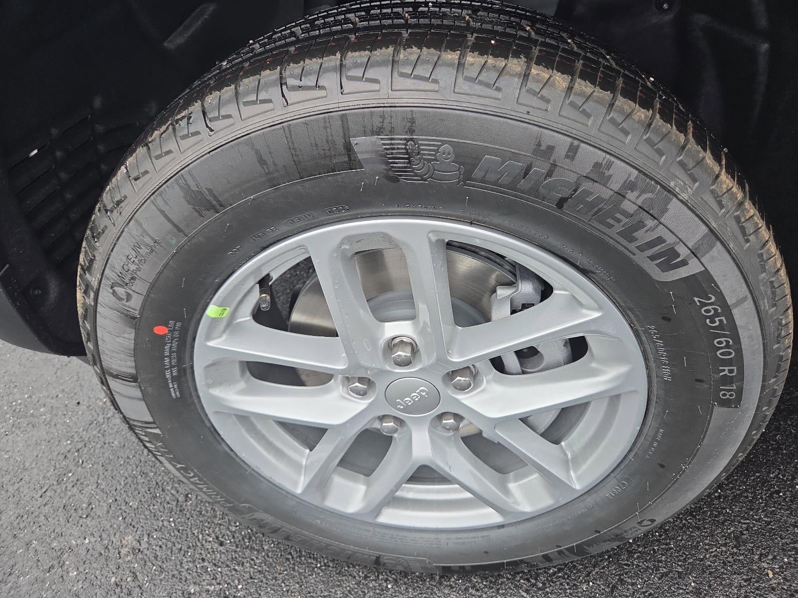 2026 Jeep Grand Cherokee Laredo X 4x4