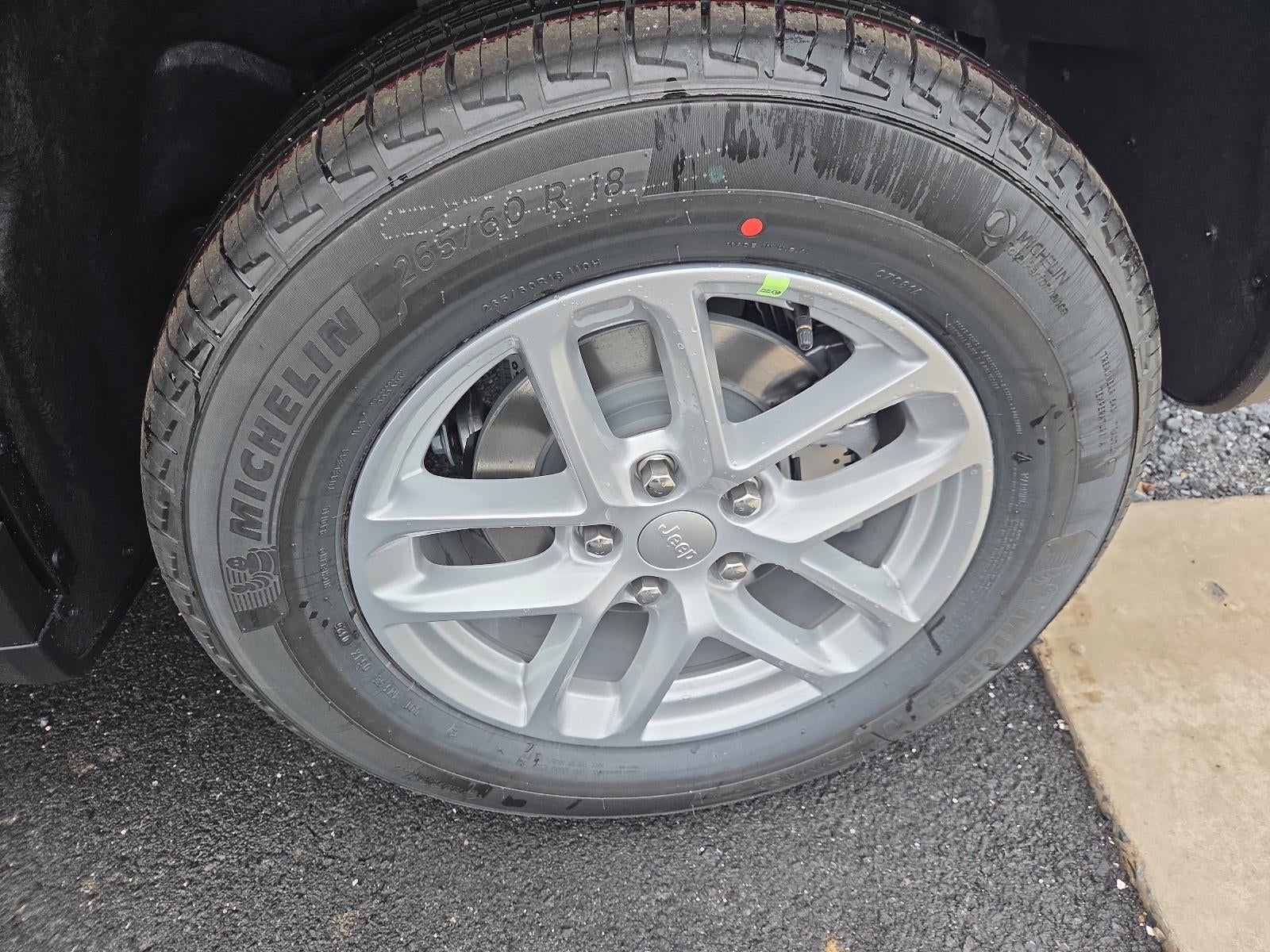 2026 Jeep Grand Cherokee Laredo X 4x4