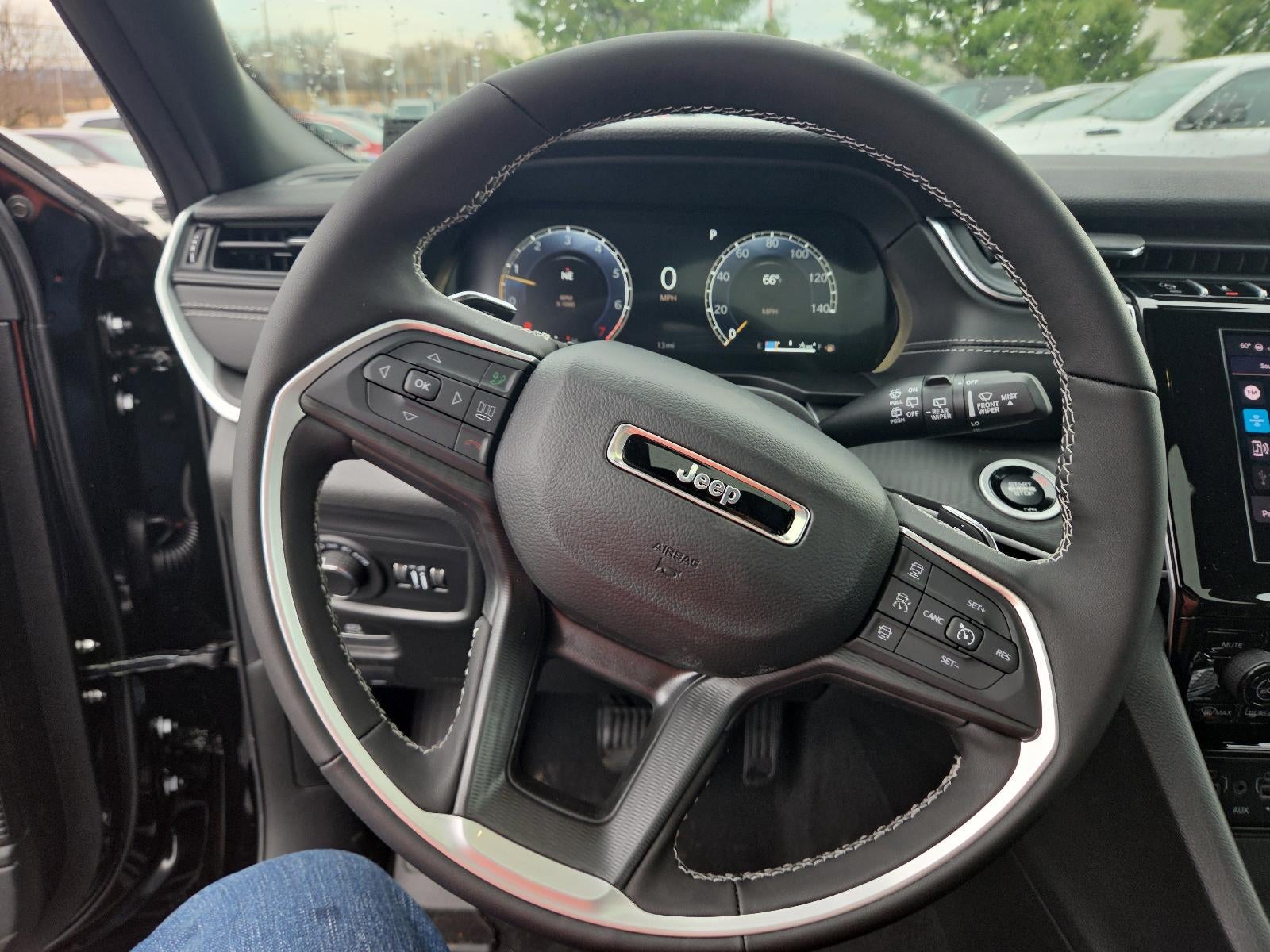 2026 Jeep Grand Cherokee Laredo X 4x4