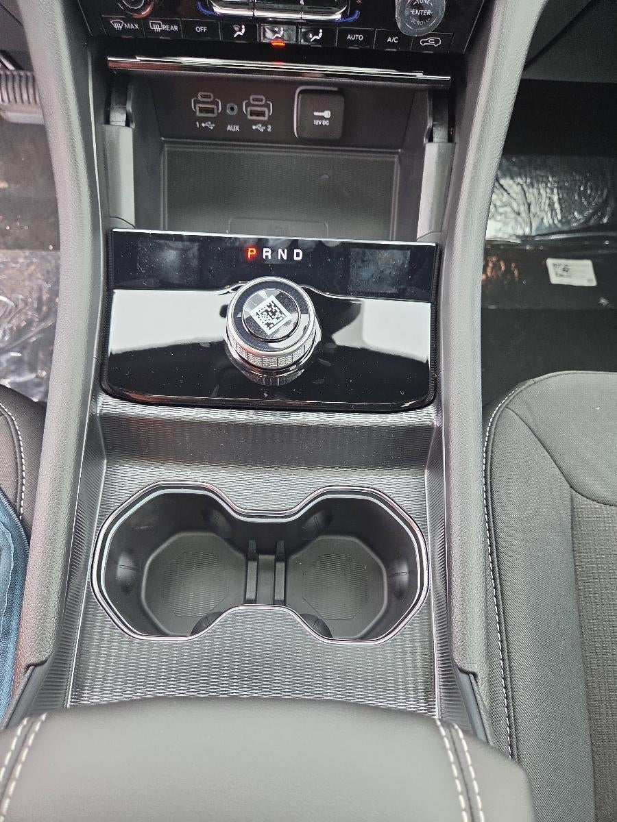 2026 Jeep Grand Cherokee Laredo X 4x4