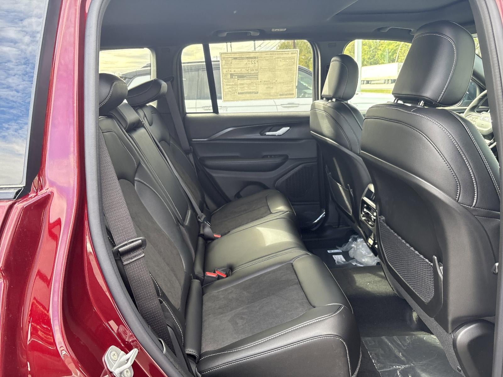 2025 Jeep Grand Cherokee Altitude X 4x4