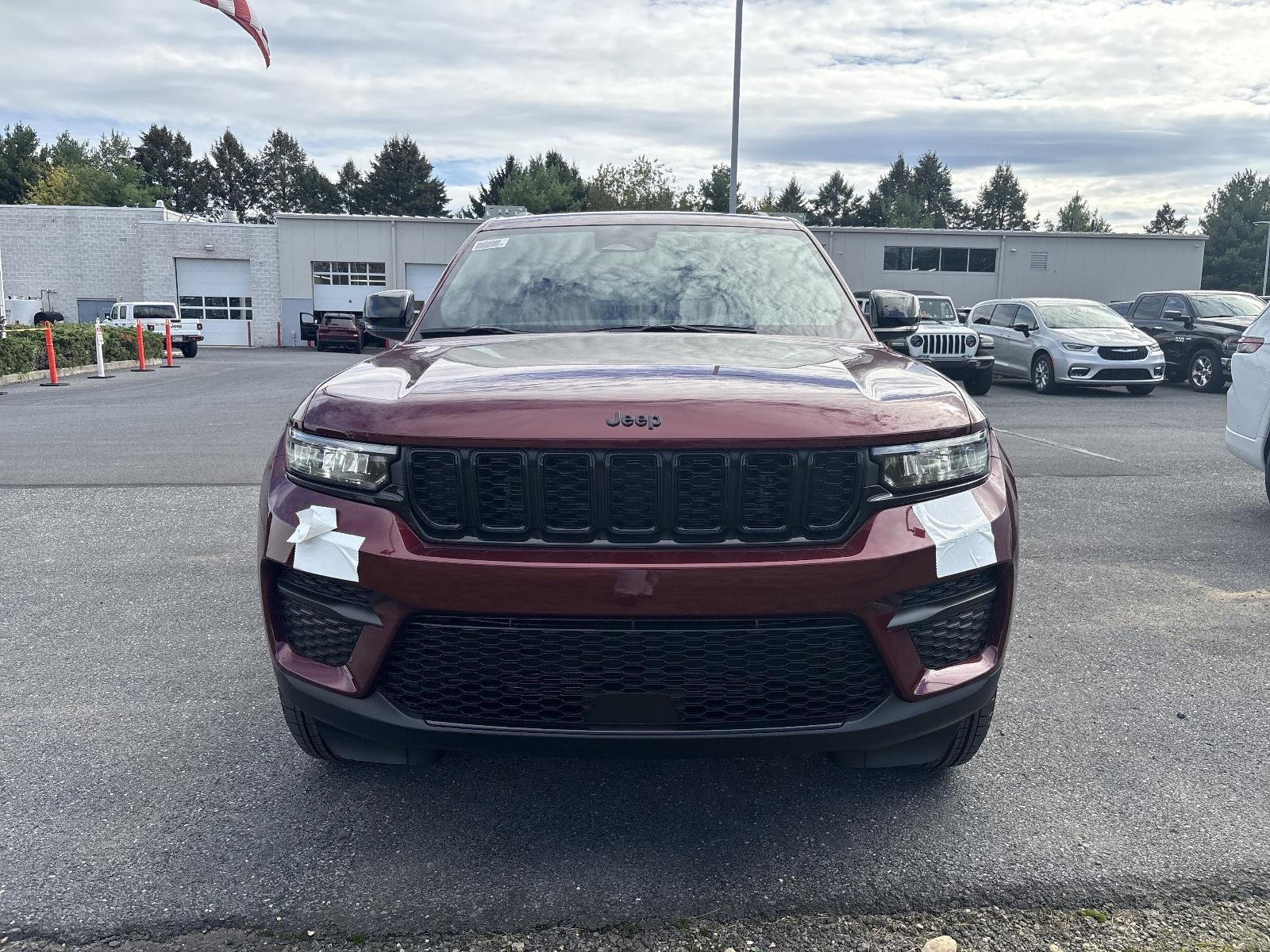 2025 Jeep Grand Cherokee Altitude X 4x4