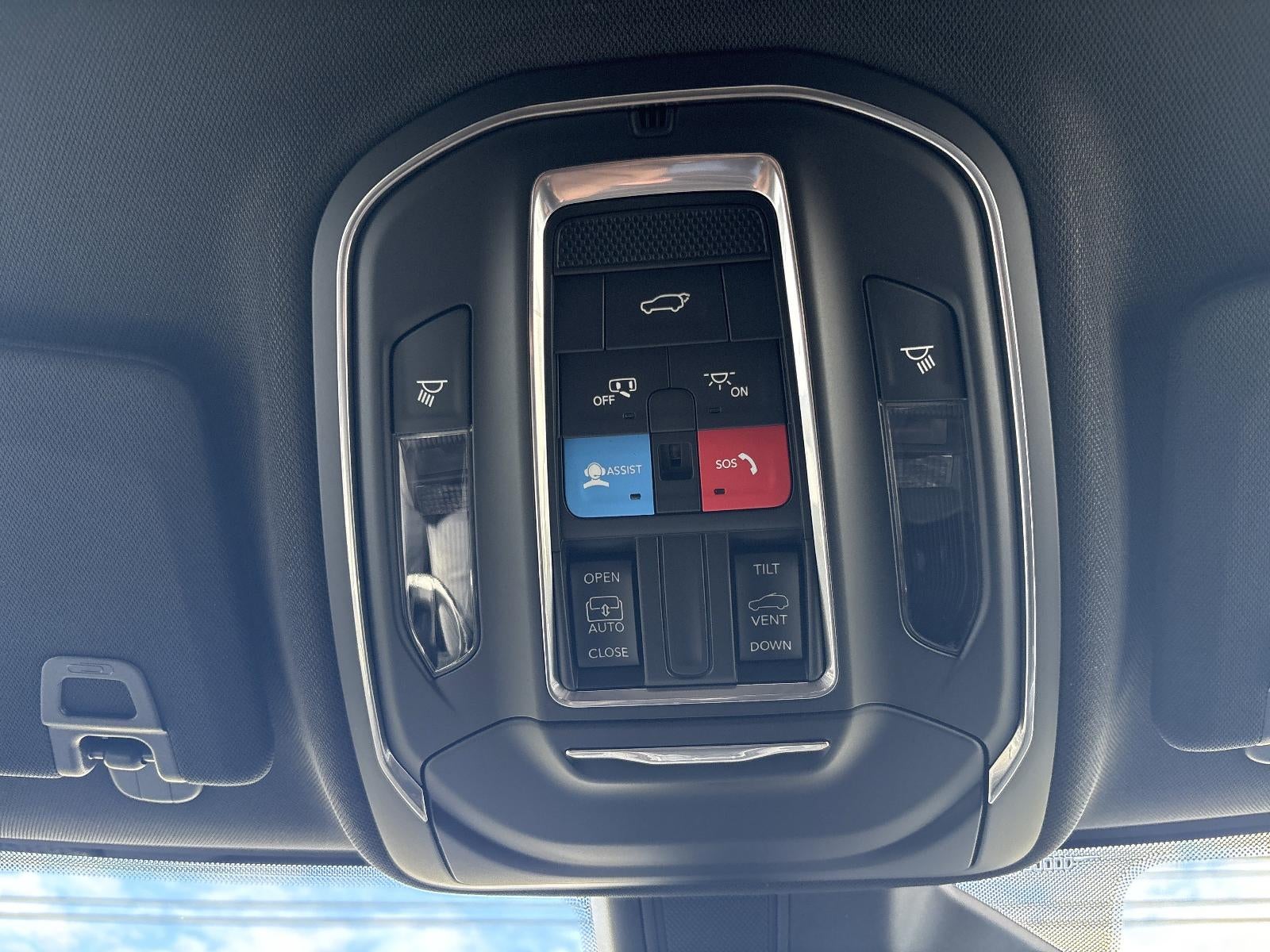 2025 Jeep Grand Cherokee Altitude X 4x4