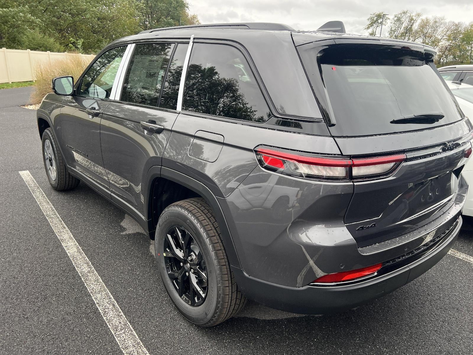 2025 Jeep Grand Cherokee Altitude X 4x4
