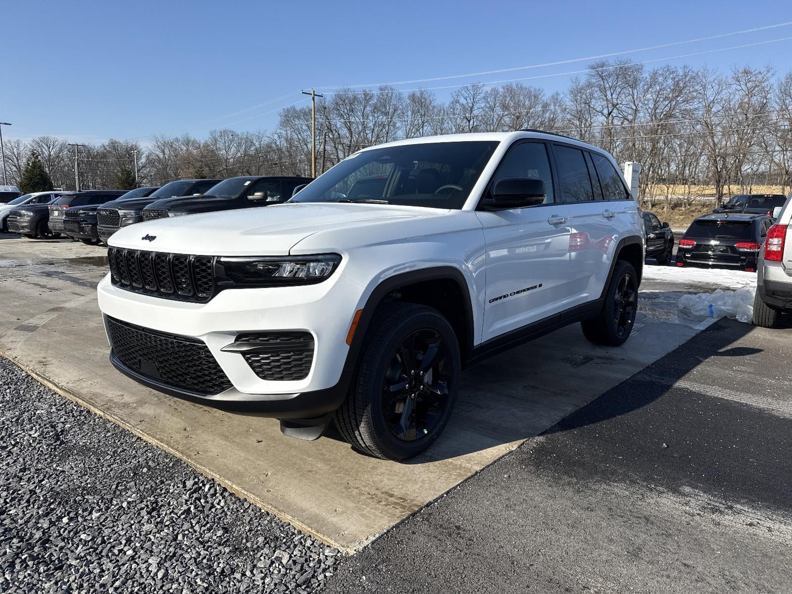 2025 Jeep Grand Cherokee Altitude X 4x4