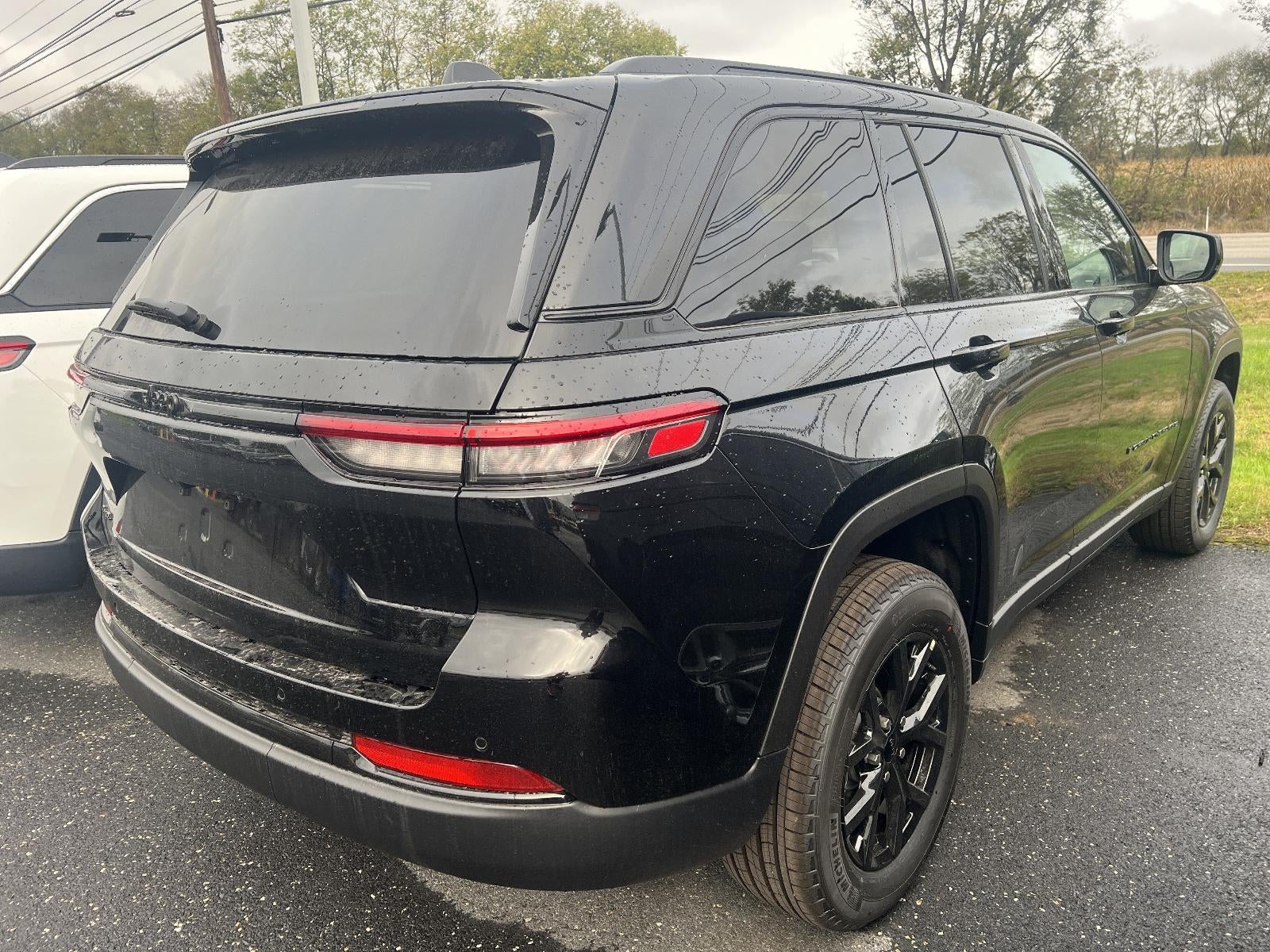 2025 Jeep Grand Cherokee Altitude 4x4