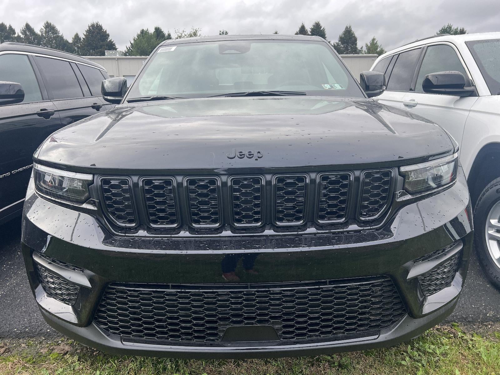2025 Jeep Grand Cherokee Altitude 4x4