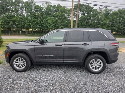 2025 Jeep Grand Cherokee Laredo X 4x4