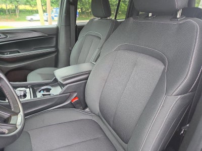 2025 Jeep Grand Cherokee Laredo X 4x4