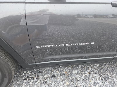 2025 Jeep Grand Cherokee Laredo X 4x4
