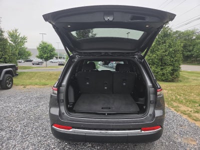 2025 Jeep Grand Cherokee Laredo X 4x4