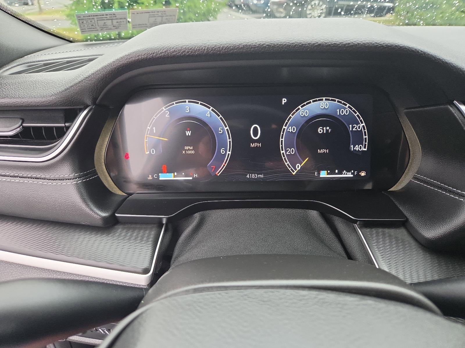 2025 Jeep Grand Cherokee Laredo X 4x4