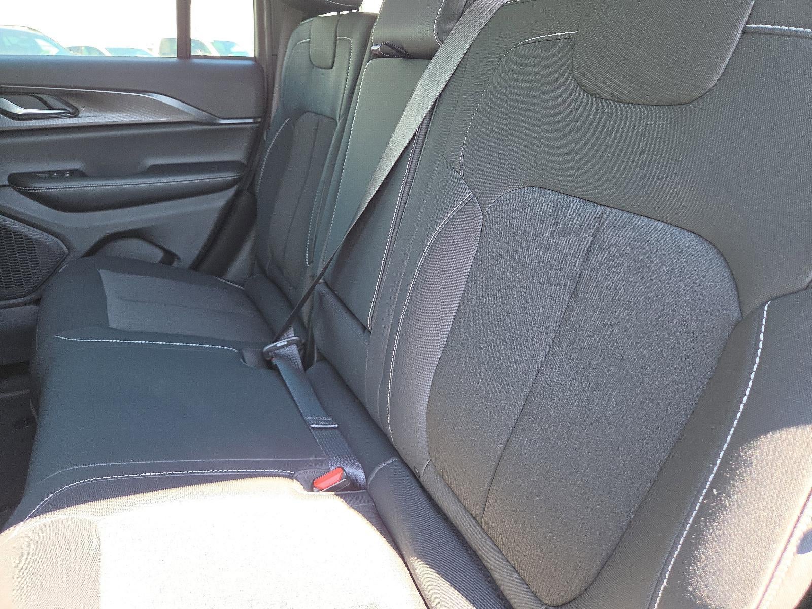 2026 Jeep Grand Cherokee Laredo X 4x4