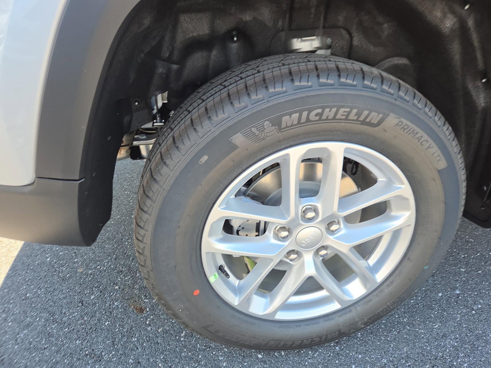 2026 Jeep Grand Cherokee Laredo X 4x4