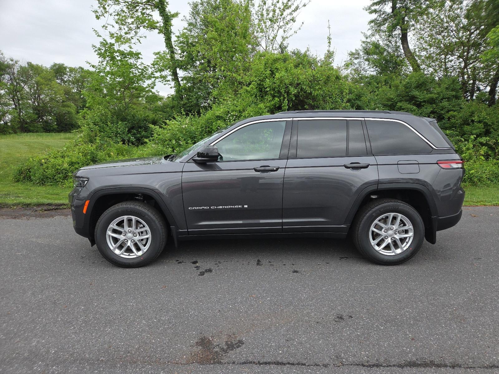 2026 Jeep Grand Cherokee Laredo X 4x4