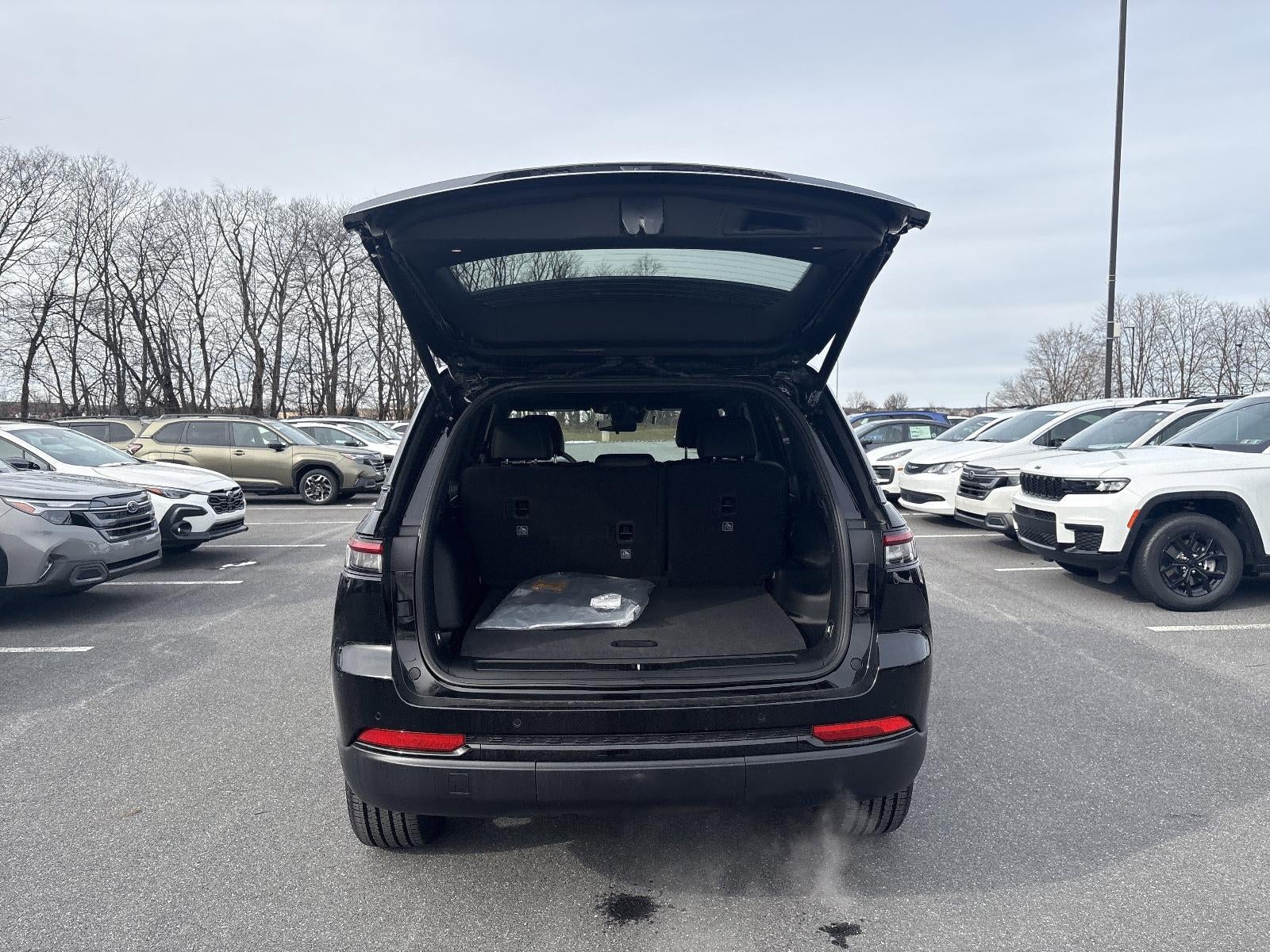 2025 Jeep Grand Cherokee Altitude X 4x4