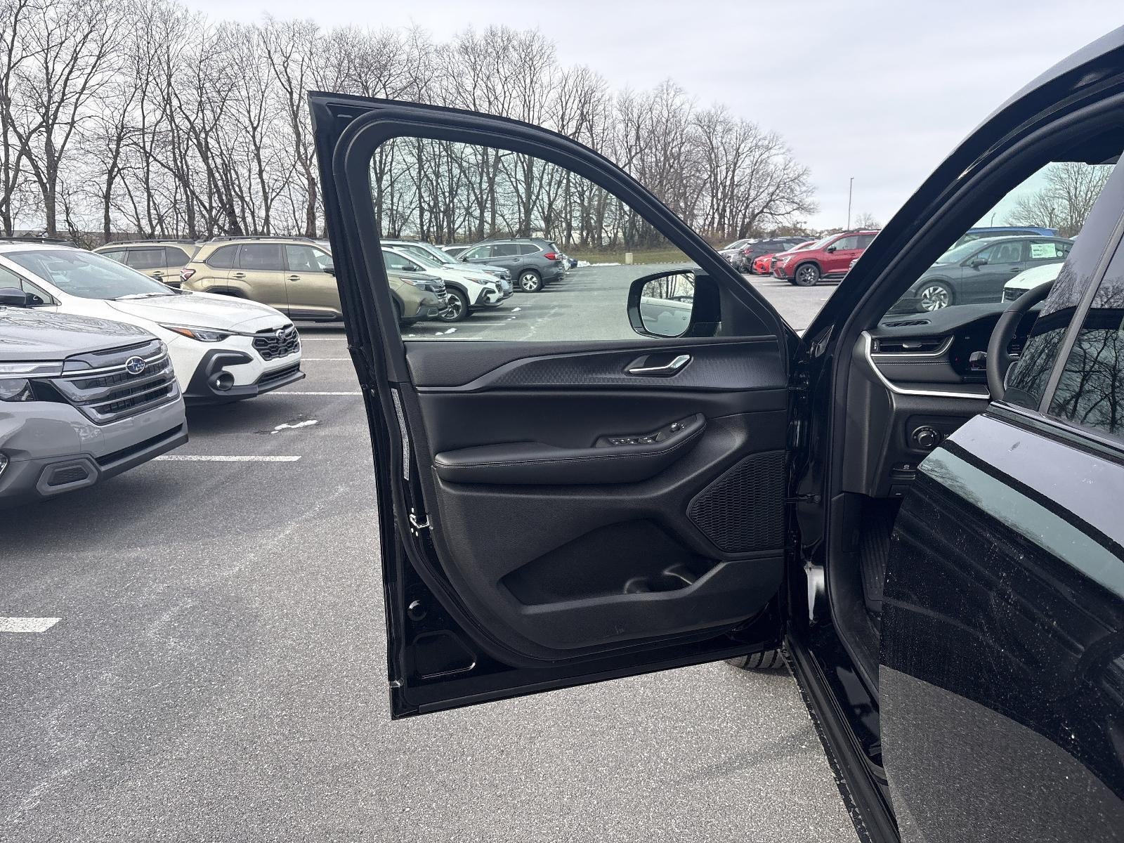 2025 Jeep Grand Cherokee Altitude X 4x4