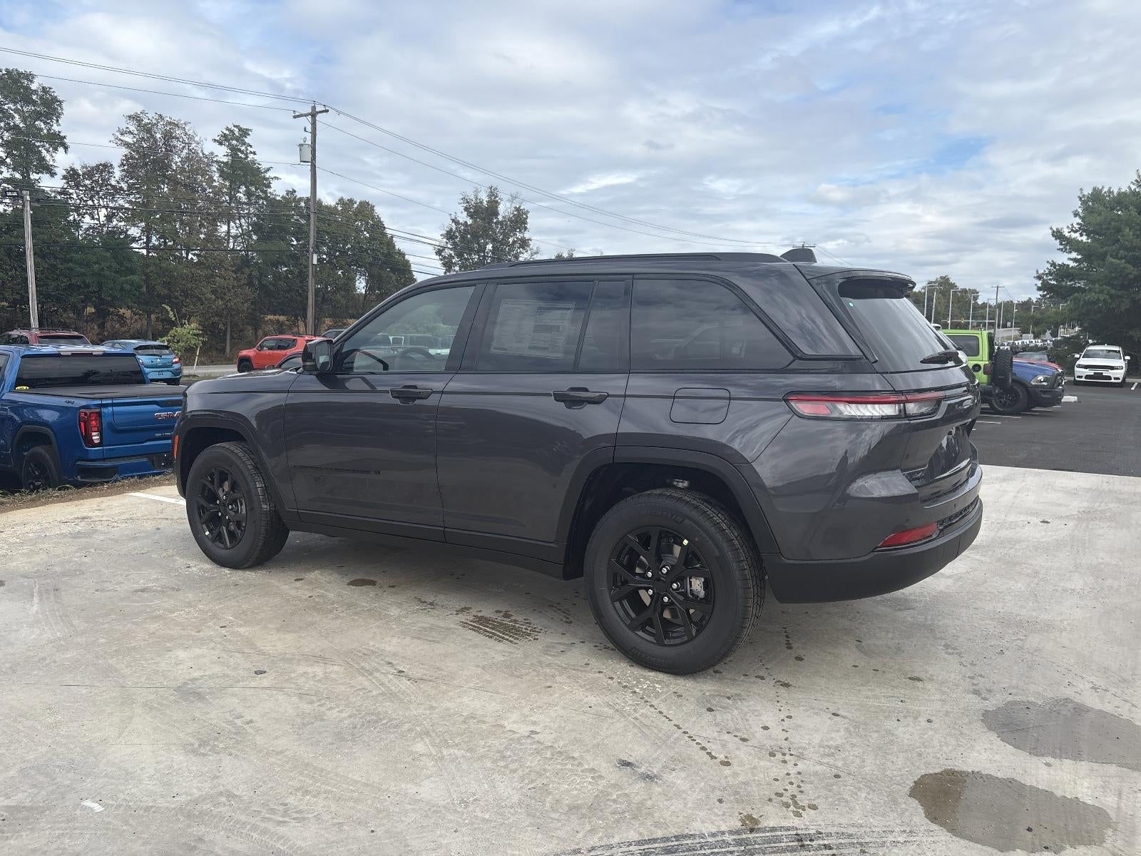 2025 Jeep Grand Cherokee Altitude 4x4