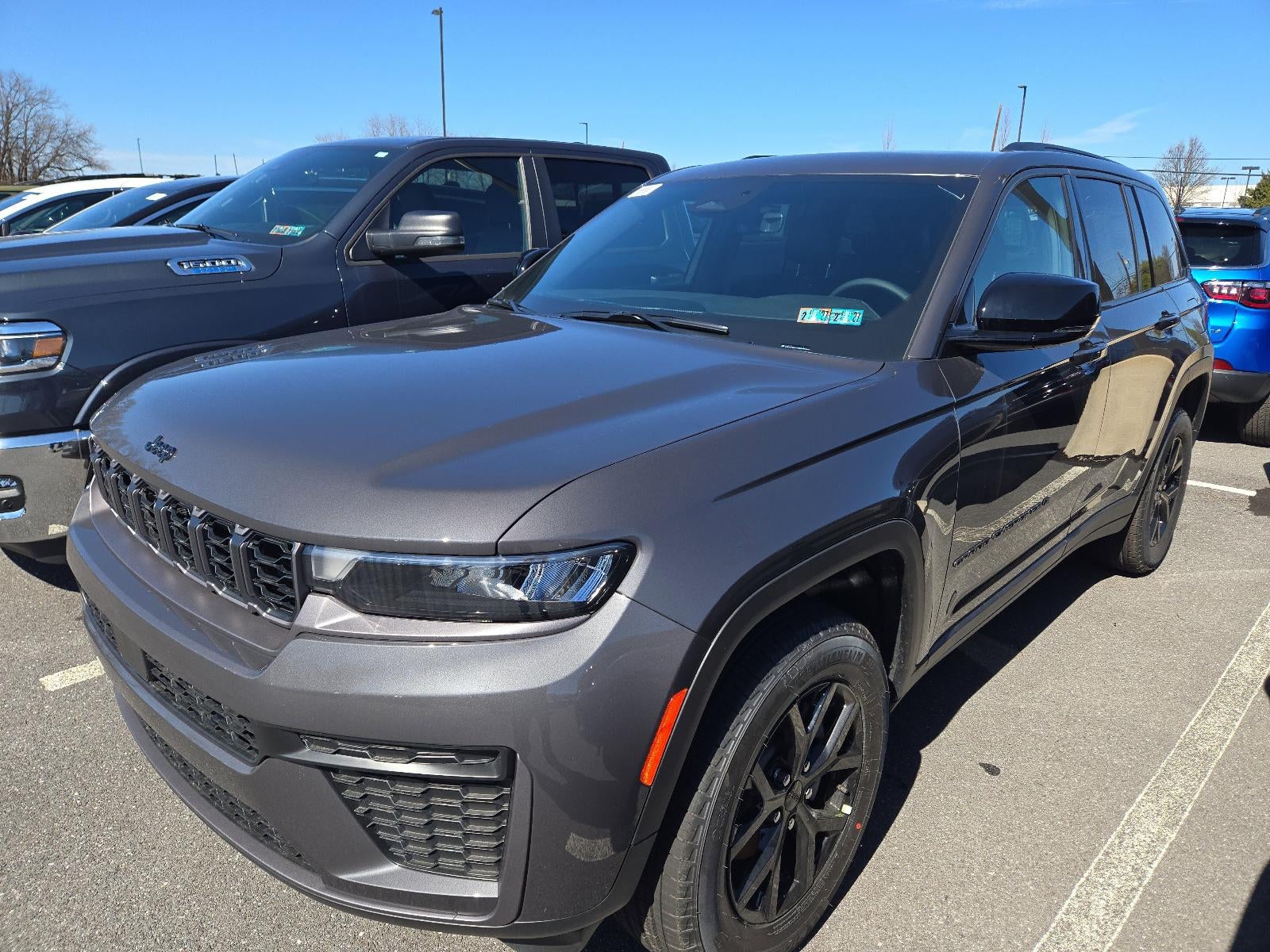 2026 Jeep Grand Cherokee Laredo Altitude 4x4