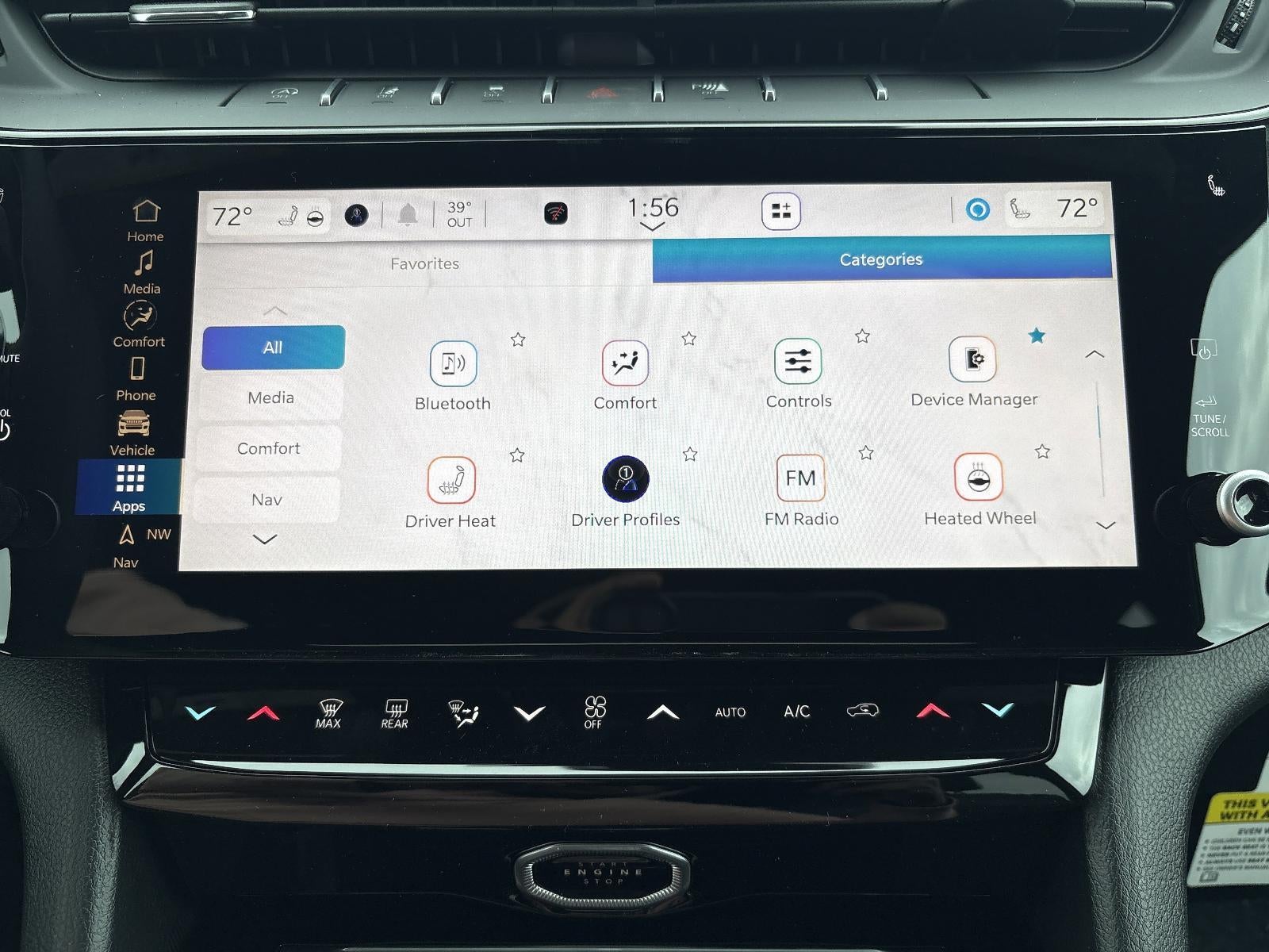 2026 Jeep Grand Cherokee Laredo Altitude 4x4