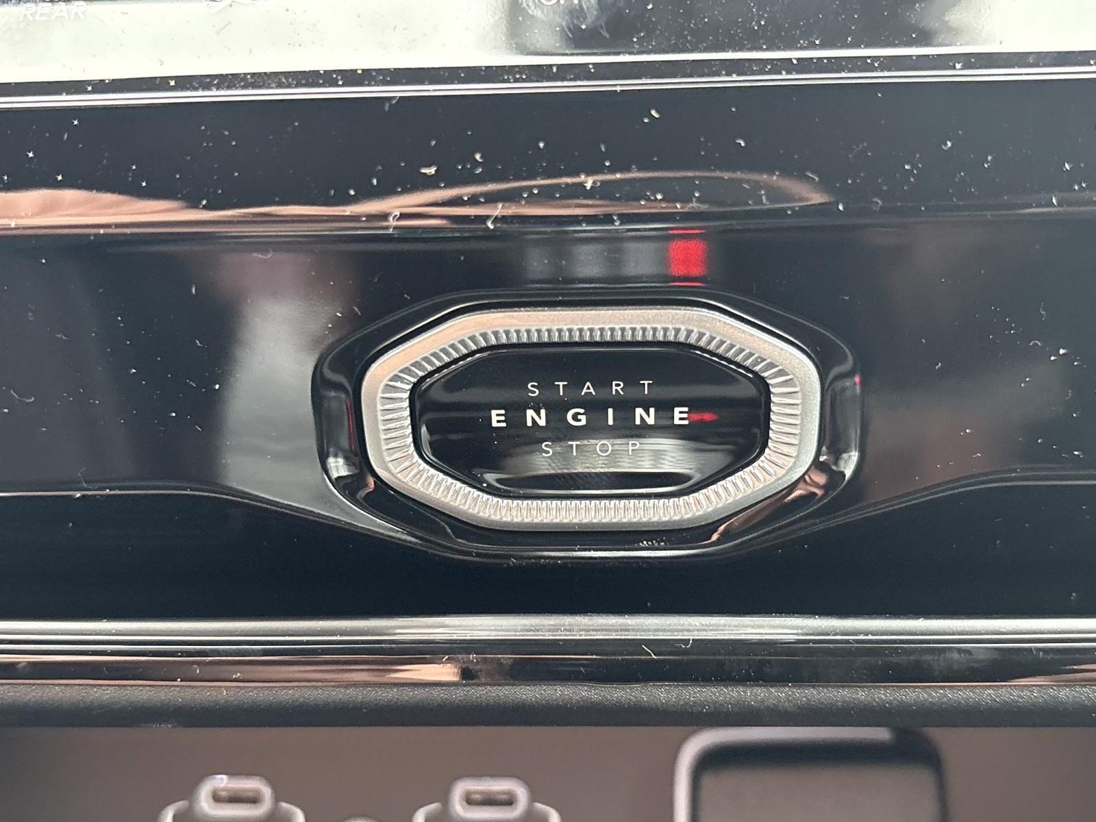 2026 Jeep Grand Cherokee Laredo Altitude 4x4