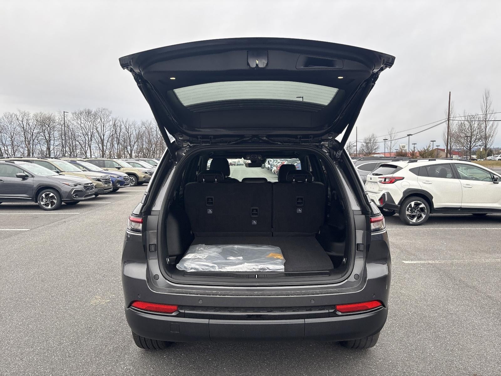 2025 Jeep Grand Cherokee Limited 4x4