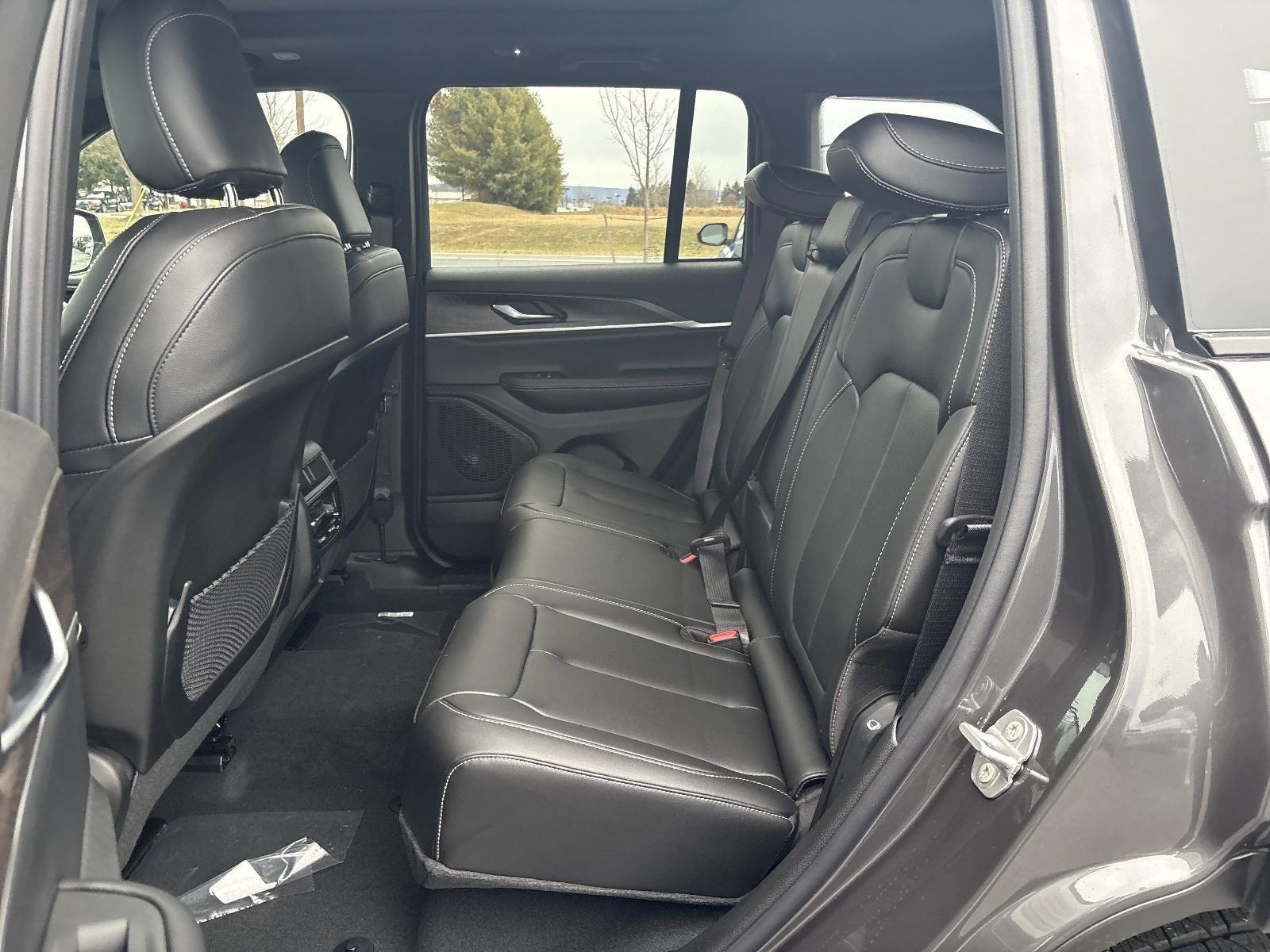 2025 Jeep Grand Cherokee Limited 4x4