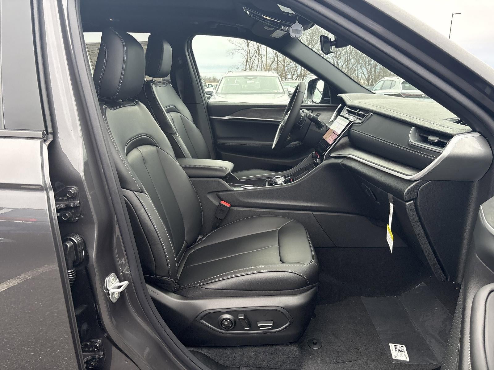 2025 Jeep Grand Cherokee Limited 4x4