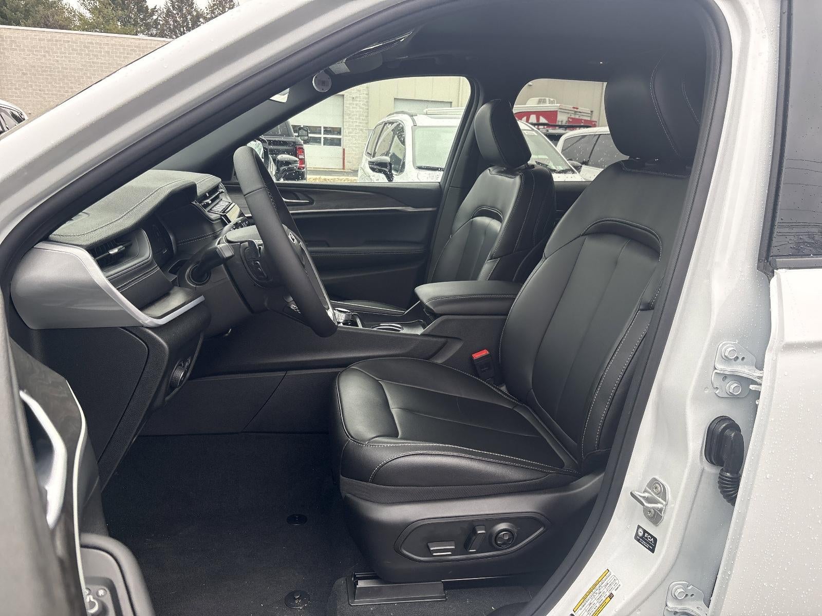 2025 Jeep Grand Cherokee Limited 4x4